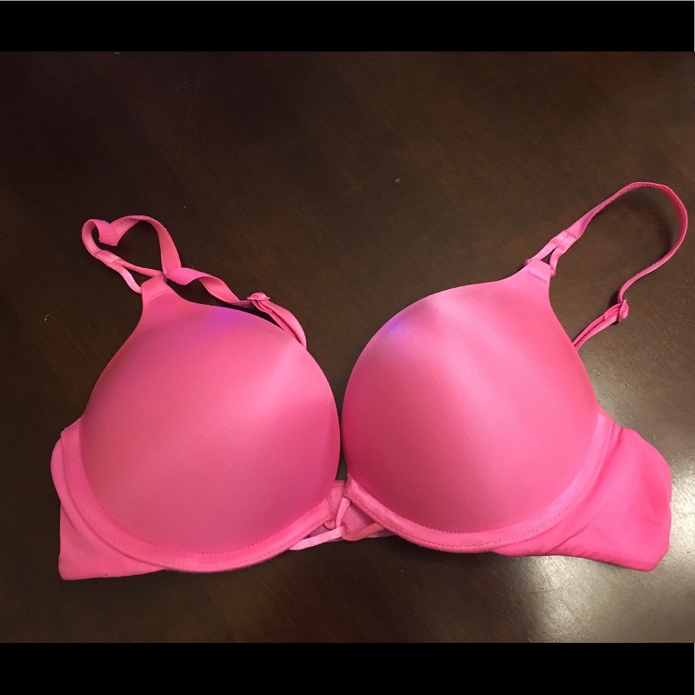 34A VS Bombshell